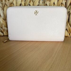 Tory Burch Light Pink Wallet